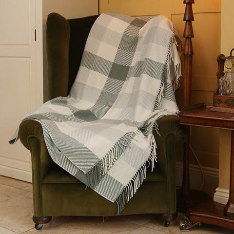 Blankets & Throws: Wrapped up in Woolly Warmth.