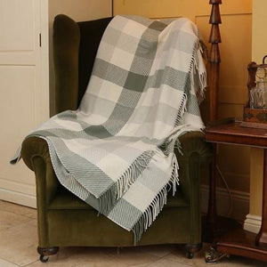 Blankets & Throws: Wrapped up in Woolly Warmth.