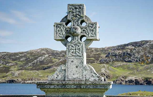 Celtic Crosses of Ireland: A Glimpse of History